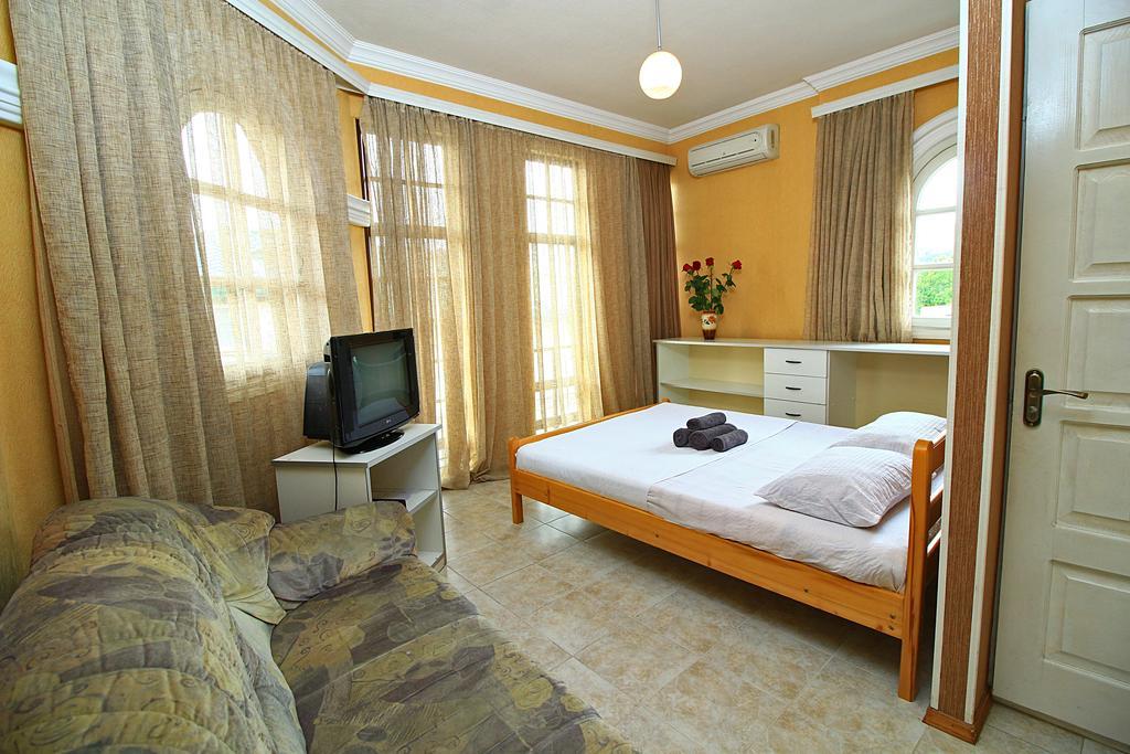 Babilina Hotel Тбилиси Екстериор снимка