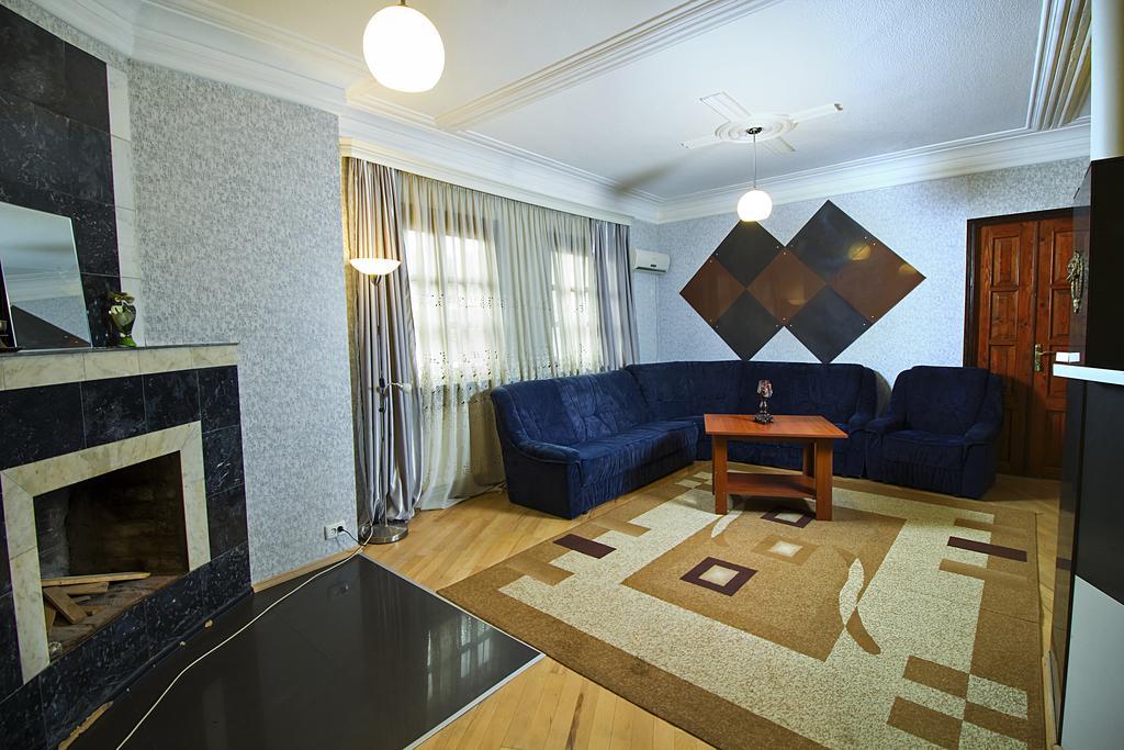 Babilina Hotel Тбилиси Екстериор снимка
