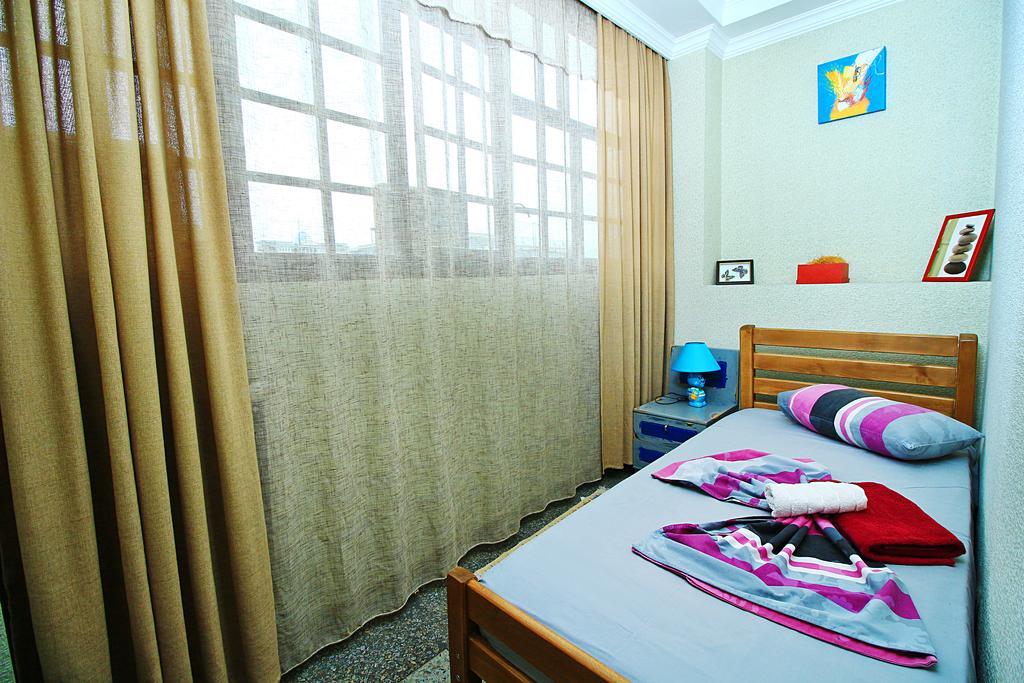 Babilina Hotel Тбилиси Екстериор снимка