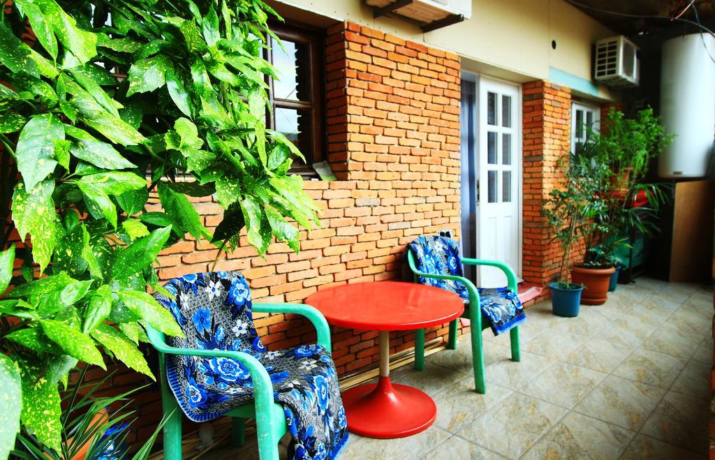 Babilina Hotel Тбилиси Екстериор снимка