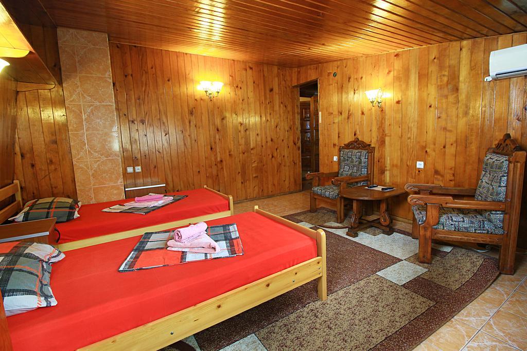 Babilina Hotel Тбилиси Екстериор снимка