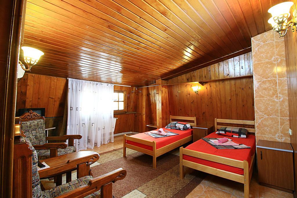 Babilina Hotel Тбилиси Екстериор снимка