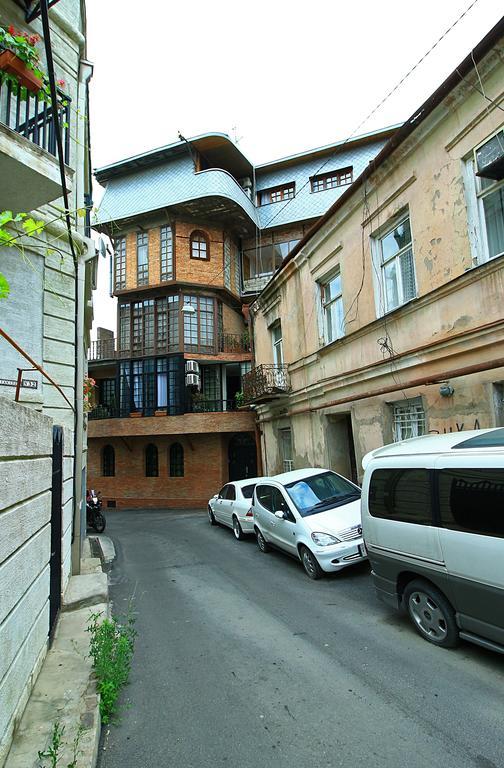 Babilina Hotel Тбилиси Екстериор снимка