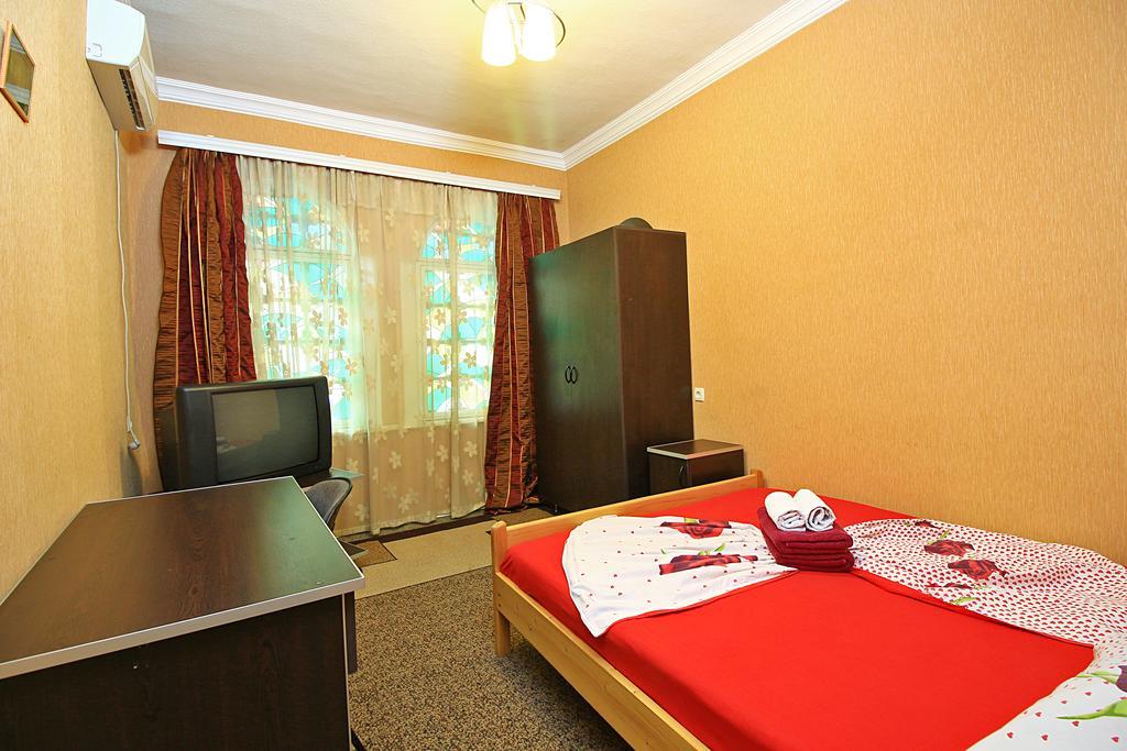 Babilina Hotel Тбилиси Екстериор снимка